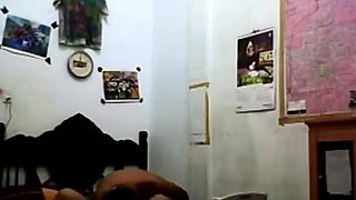 Indonesian Babe Orgasms on Fucking Machine