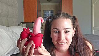 BBW unboxes & plays with JodiVibe Medusa Dual-Tongue clit and g-spot vibrator