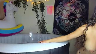 amateur vip ass flashing boobs on live webcam