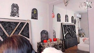 I Don't Need a Man, Just My Fingers and Your Gaze