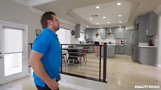 Maid Gets Down And Dirty / Reality Kings
