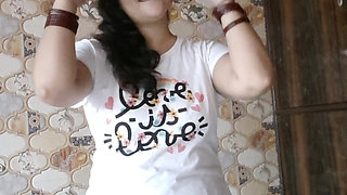 Puja Bhabhi Romantic Mms