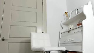 Blonde tight pussy babe solo toy fun in glamour masturbation