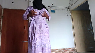Desi girl hoti noti demanding video