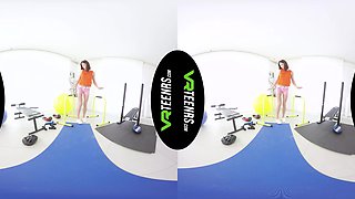Vr Teen Masturbating In Gym Room - Solo - Sexlikereal