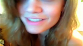 American Hottie (webcam pussy fun)