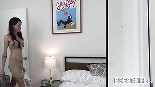 Cover-girl Valeria Atreides at interracial anal scene