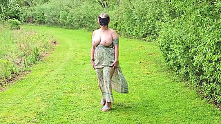 ONLYFANS LEAK -With Diwali around the corner....Mommy Mistress Thursday Goes Bollywood in the Back Yard