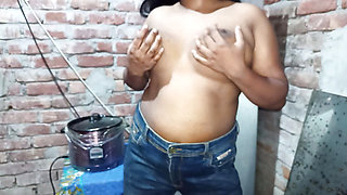 Desi hottest young girl