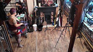 Latex Bubbles trip to the Dungeon with Mistress Izar