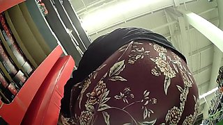 upskirt pantyhose supermarket