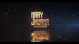 In the Heat, BBW Puts the Plug in Her Ass in the Mall Bathroom - Mary Jhuana