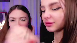 Lesbian Kiss