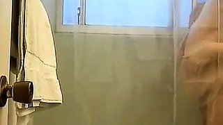 UNAWARE BBW SHOWERING 3