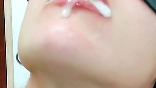 Big cum in my mout , gargles and cum swallow!!!