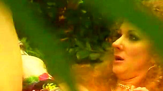 Cheating wife gets fucked on vacation