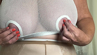 Mrs Mature Feet in Real Granny Pants