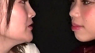 Nanako Hinata and Koharu Suck Each Other’s Nose Like a Drooling Pussy
