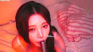 Korean ASMR female internet celebrity licks ears and gives you oral sex as a birthday gift aceasmr