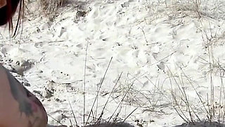 Natty Mellow: Shooting at the Beach, Problem with a Wasp