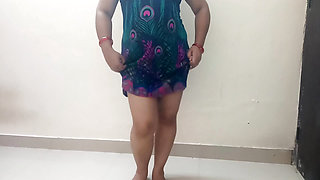 Dolly bhabhi  in western look doing a cam show for her client.