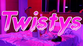 Twistys - watch Jade Baker and stewart take turns eating each other's vaginas in the tub