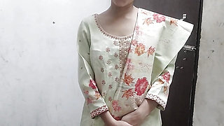 Bhabhi ne ghar band kar ke mera land apne muh liya