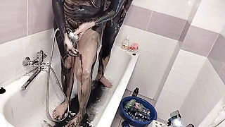 Amateur Couple Takes a Bath, Wife with Hairy Pussy, Big Ass, Big Tits.