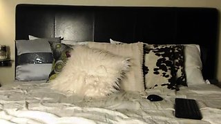 Blonde tight pussy babe solo toy fun in glamour masturbation
