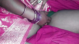 Desi bhabhi suhagraat Hard Cuming and sex