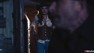 Horny sluts threesome unbelievable sex movie