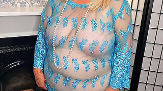 Cheating BBW Wife Sits On Face - Amateur Mature Slut Gets Ready
