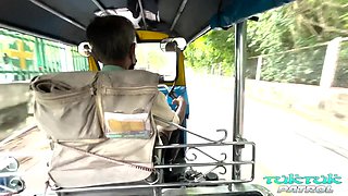 Teen Fucked And Cum Facial Highlight Debut Porno At Tuktuk Patrol