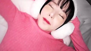 Omege japanese girl with big boobs on cams