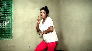 Elegant dancer Bdpriyamodel showcases a steamy routine in 2025