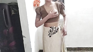 Step mother in low ko akele dekh kar ghar me hi pel diya