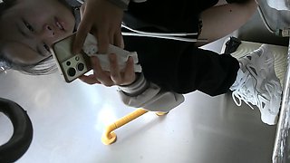 Amateur Asian Teen Fucks Her Boyfriend In a Hotel