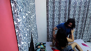 Girl Came to Ask for Help at Night,and Boys Took Advantage of Her