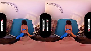 Ebony Mutant Babe Oya Wants Your Dick Professor - Vr Porn And Virtual Reality