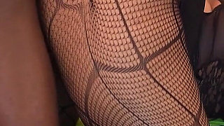 A Curvy Woman, a Fulfilled Man