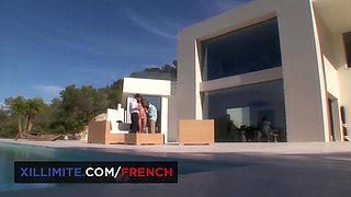 Mmf Video With Stylish Mia Vendome From