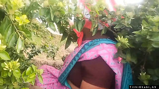 Bangladeshi Village Bhabi Shows Boobs and Pussy to Boyfriend - Hot Indian Aunty Action