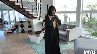 Hot sexy milf Kylie Kingston takes the young studs cock deep into her milf pussy