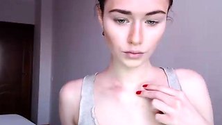 Hot amateur webcam teen masturbates for their fans