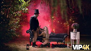 VIP fuck doll with round ass Veronica Leal likes hardcore anal