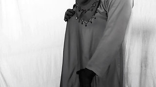 Indian beautiful hijabi muslim sexy bhabhi having sex with neighbor inside the room