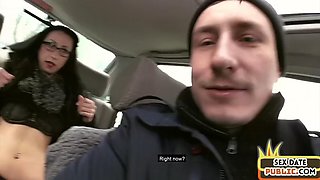 Public geeky date outdoor fuck