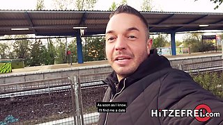 Intense outdoor fucking with Mariella Sun - Hitzefrei