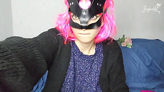 Come see me get off with my big natural tits and alluring pussy mask