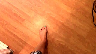 Blonde milf from Minneapolis solo with beads